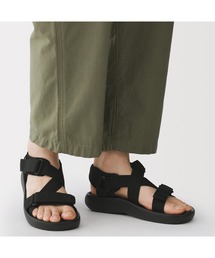 テープベルトサンダル