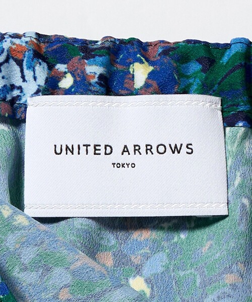 UNITED ARROWS（ユナイテッドアローズ）の「フラワー プリント スカート（スカート・レディース・その他7/その他1・38/36）」の4枚目の写真