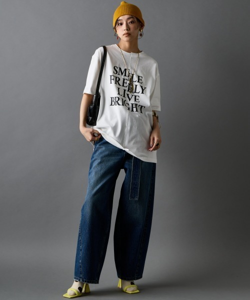 GEVS.(ジェイヴィス)の「綿100%アシンメトリープリントTシャツ<大きいサイズ有>GEVS.(Tシャツ/カットソー・レディース・ブラック/オフホワイト・LL/3L/4L/5L/M/L)」の6枚目の写真