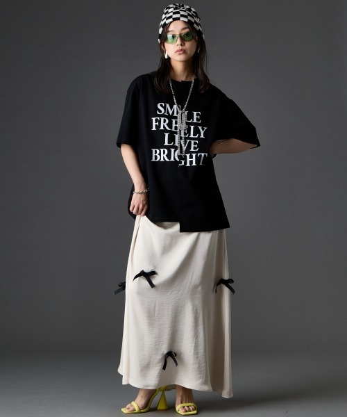 GEVS.(ジェイヴィス)の「綿100%アシンメトリープリントTシャツ<大きいサイズ有>GEVS.(Tシャツ/カットソー・レディース・ブラック/オフホワイト・LL/3L/4L/5L/M/L)」の8枚目の写真