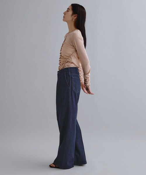 OPAQUE.CLIP（オペークドットクリップ）の「【Wrangler／ラングラー】ランチャーワイドデニムパンツ（デニムパンツ・レディース・ネイビー/ブルー・01/00）」の7枚目の写真