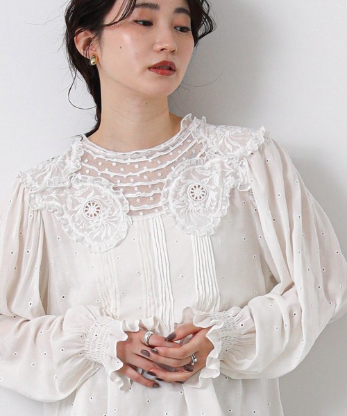 Gready Brilliant(グレディブリリアン)の「ドット刺繍キャンディブラウス(シャツ/ブラウス・レディース・オフホワイト/ブラック・38)」の11枚目の写真
