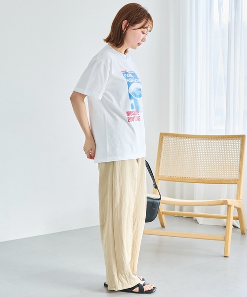 LAVEANGE(ラビアンジェ)の「ライトデニムライクカーブパンツ(デニムパンツ・レディース・ベージュ/ネイビー/ブラック・M/LL/3L/4L/5L)」の12枚目の写真