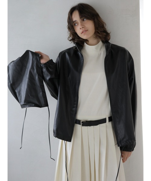 NOWNS(ナウンス)の「Alsu | Foodie leather jacket(ノーカラージャケット・レディース・ブラック・FREE)」の4枚目の写真