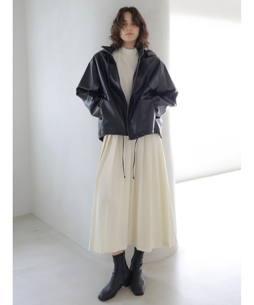 NOWNS(ナウンス)の「Alsu | Foodie leather jacket(ノーカラージャケット・レディース・ブラック・FREE)」の5枚目の写真