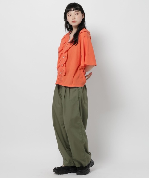 niko and...（ニコアンド）の「Gardenタックプレーンパンツ（その他パンツ・レディース・チャコール/ベージュ/オレンジ/カーキ・FREE）」の6枚目の写真