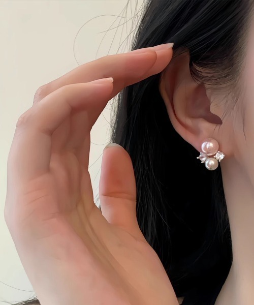 shoppinggo(ショッピングゴー)の「ピアス ピンクパール スタッドピアス おしゃれ シンプル キラキラパーティー プレゼント オフィス レディースアクセサリー(ピアス(両耳用)・レディース・ピンク・FREE)」の4枚目の写真