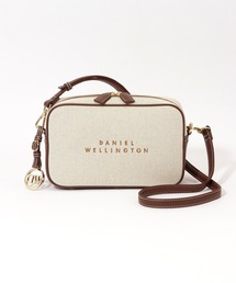【Daniel Wellington】ゴールドチャーム付 ミニショルダーバッグ / きれいめ レザー調 DW02900005