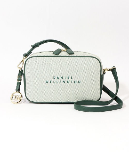 Daniel Wellington（ダニエルウェリントン）の「【Daniel Wellington】ゴールドチャーム付 ミニショルダーバッグ / きれいめ レザー調　DW02900005（ショルダーバッグ・レディース・ブラック/グリーン/ホワイト/ネイビー/ベージュ・FREE）」の4枚目の写真