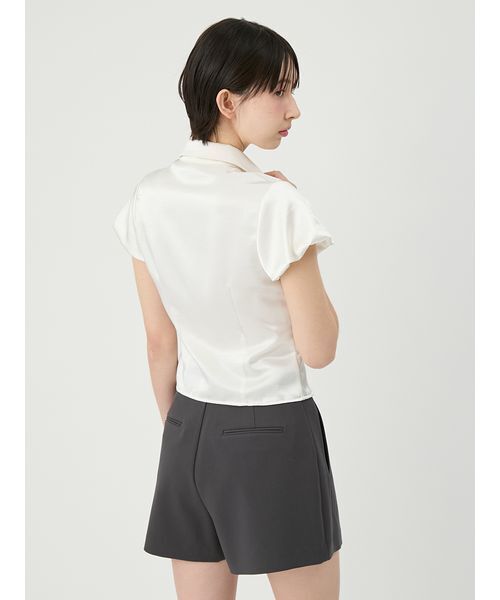 LILY BROWN(リリーブラウン)の「サテンパフスリーブシャツ(シャツ/ブラウス・レディース・チャコールグレー/アイボリー/ライトブルー・F)」の15枚目の写真