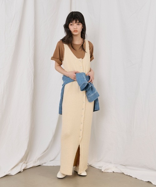 COMMON+HAUS(コモンハウス)の「テクスチャ―マキシニットワンピース(ワンピース・レディース・ブラック/ブルー/キナリ・FREE)」の1枚目の写真