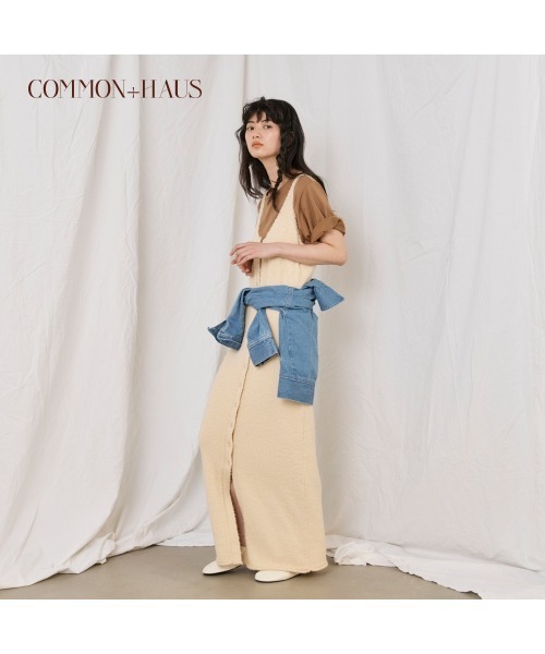 COMMON+HAUS(コモンハウス)の「テクスチャ―マキシニットワンピース(ワンピース・レディース・ブラック/ブルー/キナリ・FREE)」の4枚目の写真