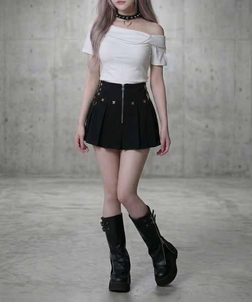 Diable baiser(ディアブルベーゼ)の「オフショルカットソー半袖トップス(Tシャツ/カットソー・レディース・ホワイト/ブラック/グレー・FREE)」の4枚目の写真