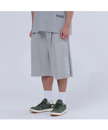 NINEZ（ナインゼット）の「コットンツーピンタックワイドバミューダパンツ (2カラー)（その他パンツ）」