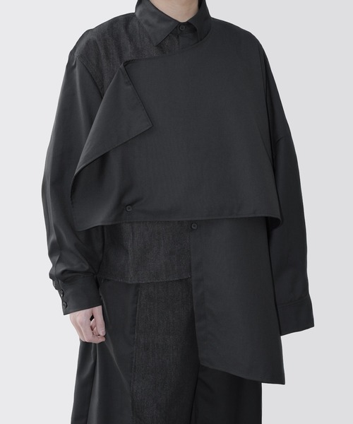 Ruze(ルゼ)の「Asymmetry denim docking SH/アシンメトリーデニムドッキングシャツ(シャツ/ブラウス・メンズ・ブラック・FREE)」の12枚目の写真