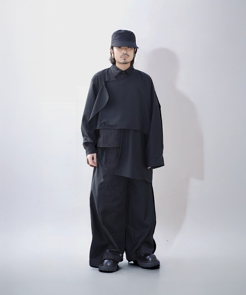 Ruze(ルゼ)の「Asymmetry denim docking SH/アシンメトリーデニムドッキングシャツ(シャツ/ブラウス・メンズ・ブラック・FREE)」の13枚目の写真