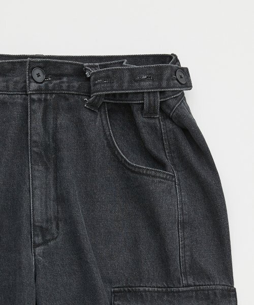 NOIRER（ノイア）の「ユーティリティカーゴワイドデニムパンツ（グレー）（デニムパンツ・メンズ・その他・52/50/48）」の4枚目の写真
