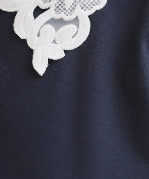 couture brooch(クチュールブローチ)の「【UVカット・接触冷感・洗える】襟レース トップス(Tシャツ/カットソー・レディース・ブラック/オフホワイト/ネイビー系4・42/40/38/36)」の19枚目の写真