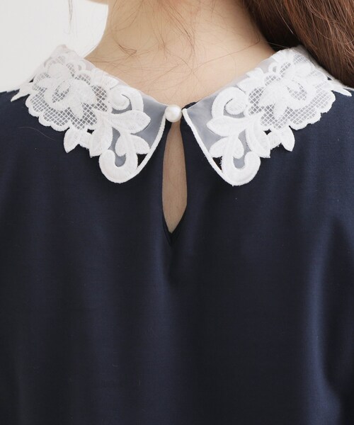 couture brooch(クチュールブローチ)の「【UVカット・接触冷感・洗える】襟レース トップス(Tシャツ/カットソー・レディース・ブラック/オフホワイト/ネイビー系4・42/40/38/36)」の12枚目の写真