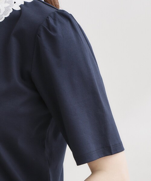 couture brooch(クチュールブローチ)の「【UVカット・接触冷感・洗える】襟レース トップス(Tシャツ/カットソー・レディース・ブラック/オフホワイト/ネイビー系4・42/40/38/36)」の13枚目の写真