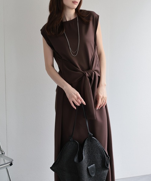 model：162cm 着用サイズ：F