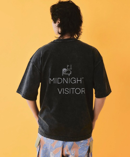 ScoLar Parity(スカラーパリティ)の「362111:真夜中の訪問者柄Tシャツ(Tシャツ/カットソー・レディース・サックスブルー/ピンク/チャコールグレー・M)」の6枚目の写真