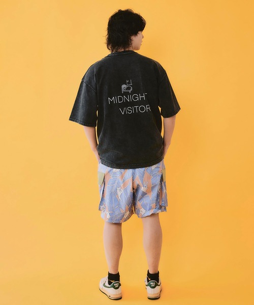 ScoLar Parity(スカラーパリティ)の「362111:真夜中の訪問者柄Tシャツ(Tシャツ/カットソー・レディース・サックスブルー/ピンク/チャコールグレー・M)」の7枚目の写真
