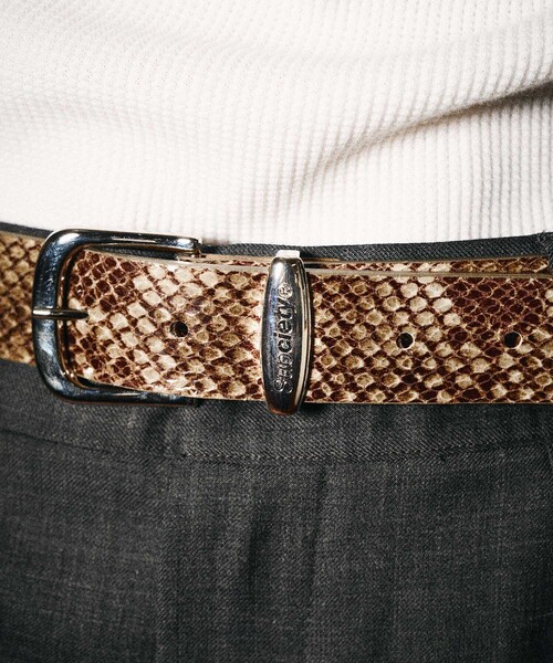 Subciety(サブサエティ)の「Python stamped leather belt(ベルト・メンズ・ブラック・FREE)」の8枚目の写真