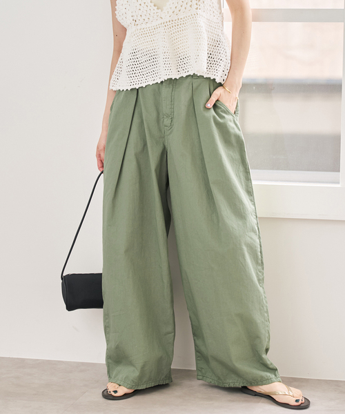 Spick & Span(スピックアンドスパン)の「《新色有り / 追加》SOMETHING / サムシング for SS 別注 HYPER CURVE LITE(チノパンツ・レディース・カーキ/ベージュ・MEDIUM/SMALL)」の1枚目の写真