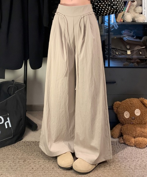 2ly2(トゥーリートゥー)の「ワイドパンツ タックパンツ ウエスト紐 ゆったり イージーパンツ(その他パンツ・レディース・ベージュ/アイボリー/ブラック・FREE)」の13枚目の写真