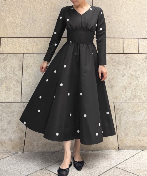 JENNE(ジェンヌ)の「日本製ドットドレス(ワンピース・レディース・ネイビー/ブラック・MEDIUM/SMALL/LARGE)」の2枚目の写真