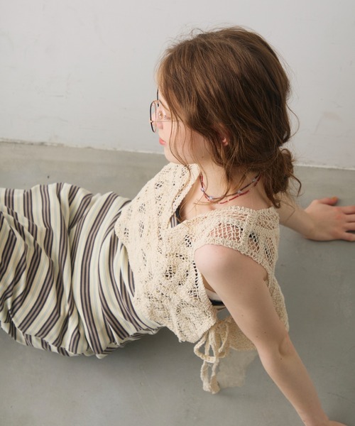 Crisp(クリスプ)の「side ribbon crochet vest / サイドリボンクロシェベスト(ベスト・レディース・ホワイト/ナチュラル・FREE)」の18枚目の写真