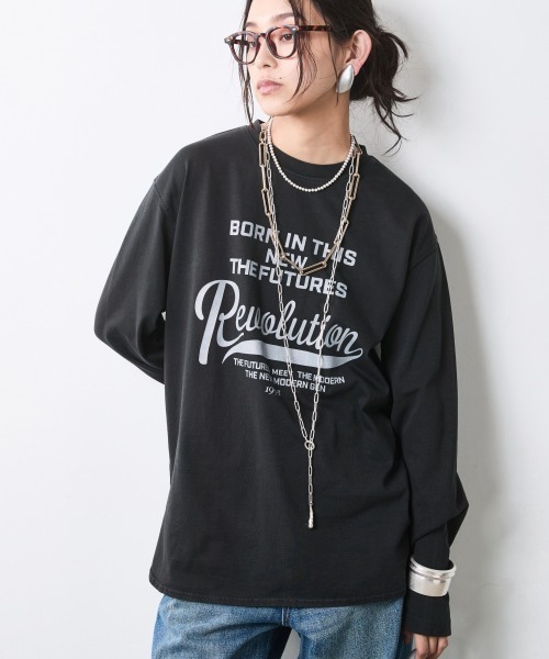CHIC STYLE(シックスタイル)の「ロングスリーブロゴプリントTシャツ<大きいサイズ有>シックスタイル(Tシャツ/カットソー・レディース・スミクロ/オフホワイト・5L/4L/3L/LL/L/M)」の1枚目の写真