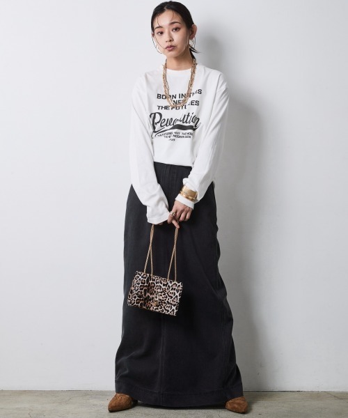 CHIC STYLE(シックスタイル)の「ロングスリーブロゴプリントTシャツ<大きいサイズ有>シックスタイル(Tシャツ/カットソー・レディース・スミクロ/オフホワイト・5L/4L/3L/LL/L/M)」の3枚目の写真