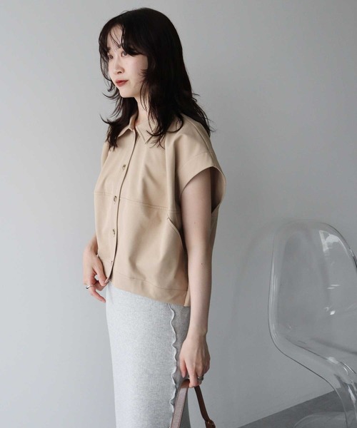 earth music&ecology(アースミュージックアンドエコロジー)の「コクーンフォルムシャツ(シャツ/ブラウス・レディース・ベージュ/カーキ/ブラウン・FREE)」の12枚目の写真