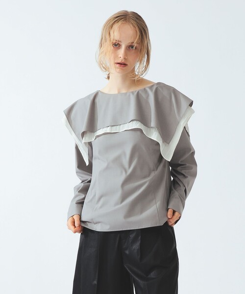 Ray BEAMS(レイビームス)の「スクエア ケープカラー ブラウス(シャツ/ブラウス・レディース・ライトグレー/ホワイト・ONE SIZE)」の10枚目の写真