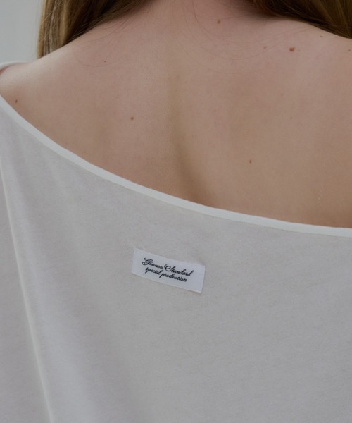 GIUNON(ジウノン)の「off shoulder sheer long-t / オフショルダーシアーロングT(Tシャツ/カットソー・レディース・ホワイト/ブラック・FREE)」の10枚目の写真