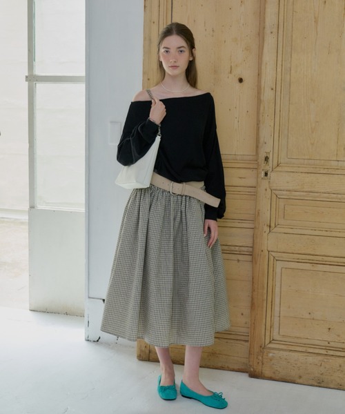 GIUNON(ジウノン)の「off shoulder sheer long-t / オフショルダーシアーロングT(Tシャツ/カットソー・レディース・ホワイト/ブラック・FREE)」の22枚目の写真