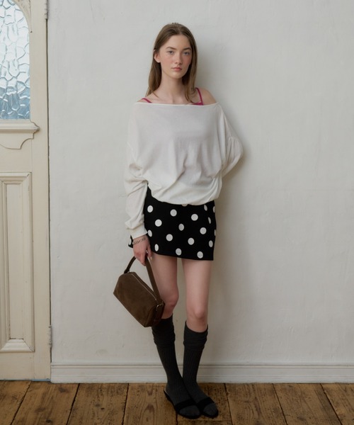 GIUNON(ジウノン)の「off shoulder sheer long-t / オフショルダーシアーロングT(Tシャツ/カットソー・レディース・ホワイト/ブラック・FREE)」の14枚目の写真