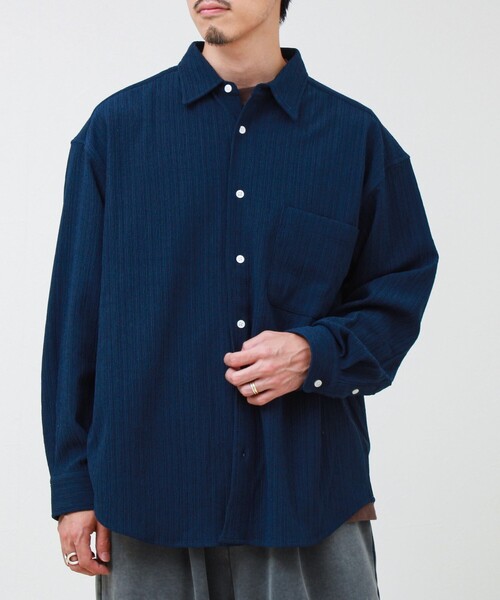 GLOSTER(グロスター)の「Stripe crepe ストライプ楊柳 ロングスリーブオーバーサイズシャツ(シャツ/ブラウス・メンズ・ホワイト系その他/ベージュ系その他/ブルー系その他・S/M/L)」の5枚目の写真