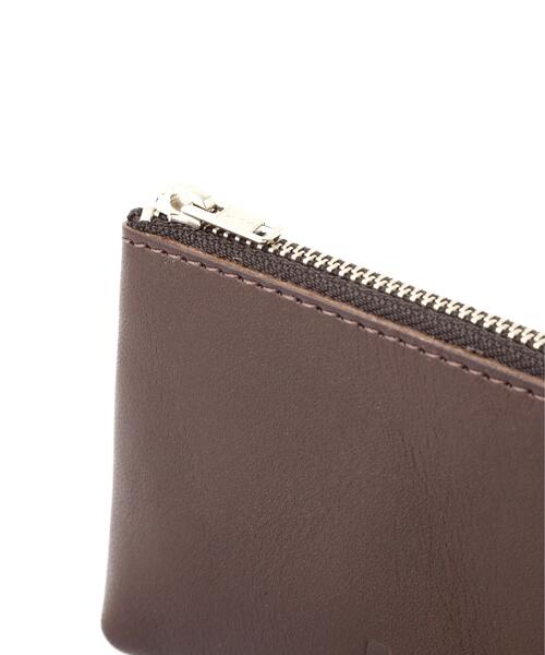 MHL.(エムエイチエル)の「BASIC LEATHER(ポーチ・レディース・ブラウン/グリーン・FREE)」の5枚目の写真