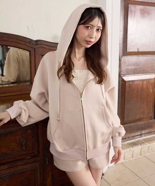 MAJESTIC LEGON（マジェスティックレゴン）の「ダブルジップラメミディパーカー（パーカー・レディース・アイボリー/ピンク/グレー/ブラック・MEDIUM）」の4枚目の写真