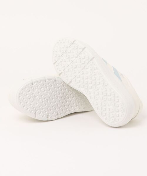 moz(モズ)の「【moz SWEDEN LAGOM】モズ エルクチャーム 厚底コートスニーカー(スニーカー・レディース・ブラック/ブラウン系その他/ホワイト×ブルー・M/S/LL/L)」の11枚目の写真