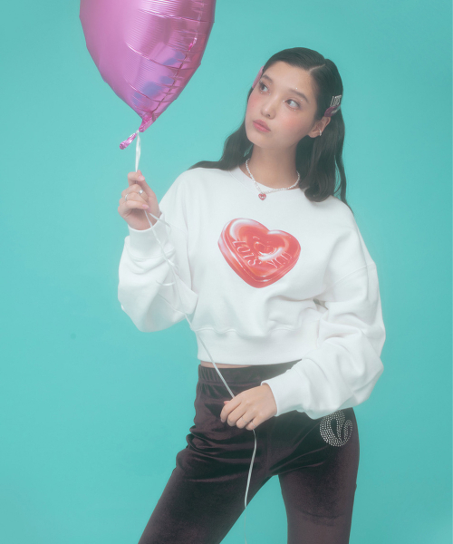 LOTSYOU(ロッツユー)の「LOTSYOU_The Friends Heart Candy Sweat Shirt White(Tシャツ/カットソー・レディース・その他・OS)」の4枚目の写真