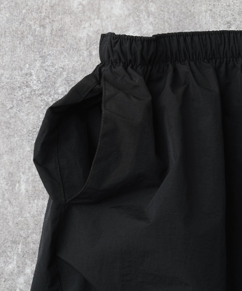YMCLKY(ワイエムシーエルケーワイ)の「米軍タイプ ARMY ジャージパンツ YMCLKY. #PP477YN(その他パンツ・メンズ・ブラック・MEDIUM/LARGE)」の4枚目の写真