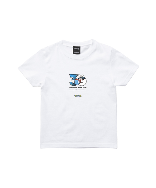 ZOZOSPOT(ゾゾスポット)の「Pokemon 30th Anniversary 1025 T-shirt 「テツノツツミ」(Tシャツ/カットソー・レディース・ホワイト・160cm/150cm/140cm/130cm/120cm/110cm/100cm/XXX-LARGE/XX-LARGE/X-LARGE/LARGE/MEDIUM/SMALL)」の2枚目の写真