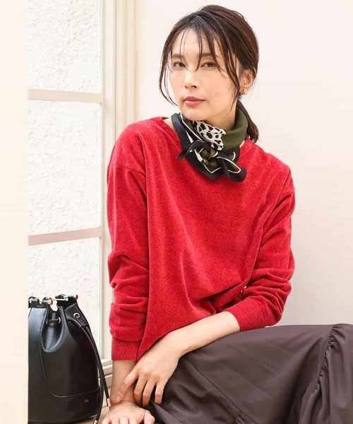 MK MICHEL KLEIN（エムケーミッシェルクラン）の「[洗える]モールヤーンボートネックニット（ベスト・レディース・ブラック/レッド/ブラウン/ブルー・38）」の7枚目の写真