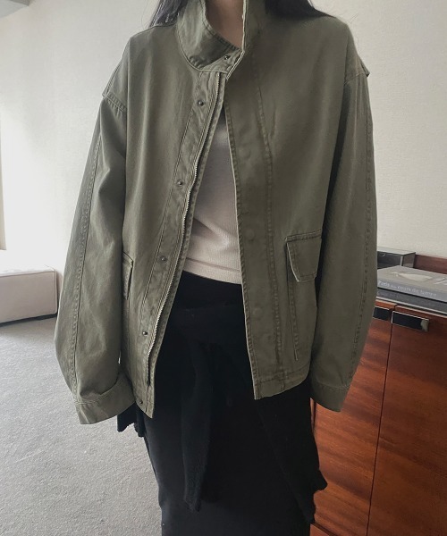 LOENNE(ロエヌ)の「Stand Collar Pocket Jacket / スタンドカラーポケットジャケット(Tシャツ/カットソー・レディース・ベージュ/カーキ・FREE)」の16枚目の写真