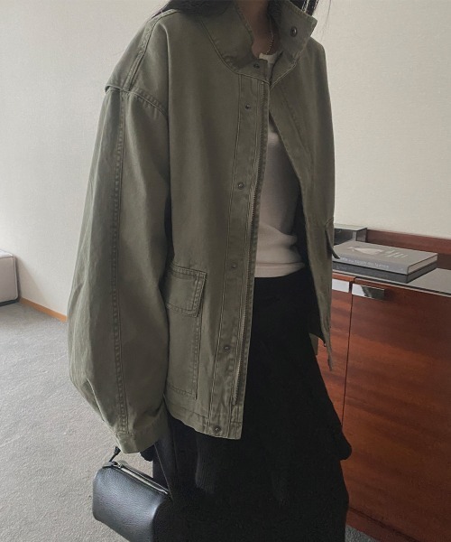 LOENNE(ロエヌ)の「Stand Collar Pocket Jacket / スタンドカラーポケットジャケット(Tシャツ/カットソー・レディース・ベージュ/カーキ・FREE)」の17枚目の写真