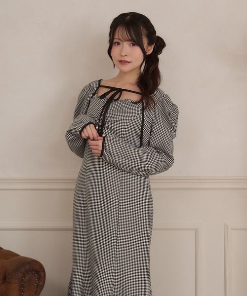 apres jour(アプレジュール)の「【セット着用可能】フロントフリルギャザーキャミワンピース(ワンピース・レディース・ブラック系その他/ブラウン系その他/ブラック・MEDIUM/SMALL/X-LARGE)」の19枚目の写真